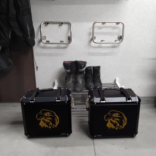 Uchwyt ścienny do kufrów bocznych  APDURO / OEM BMW